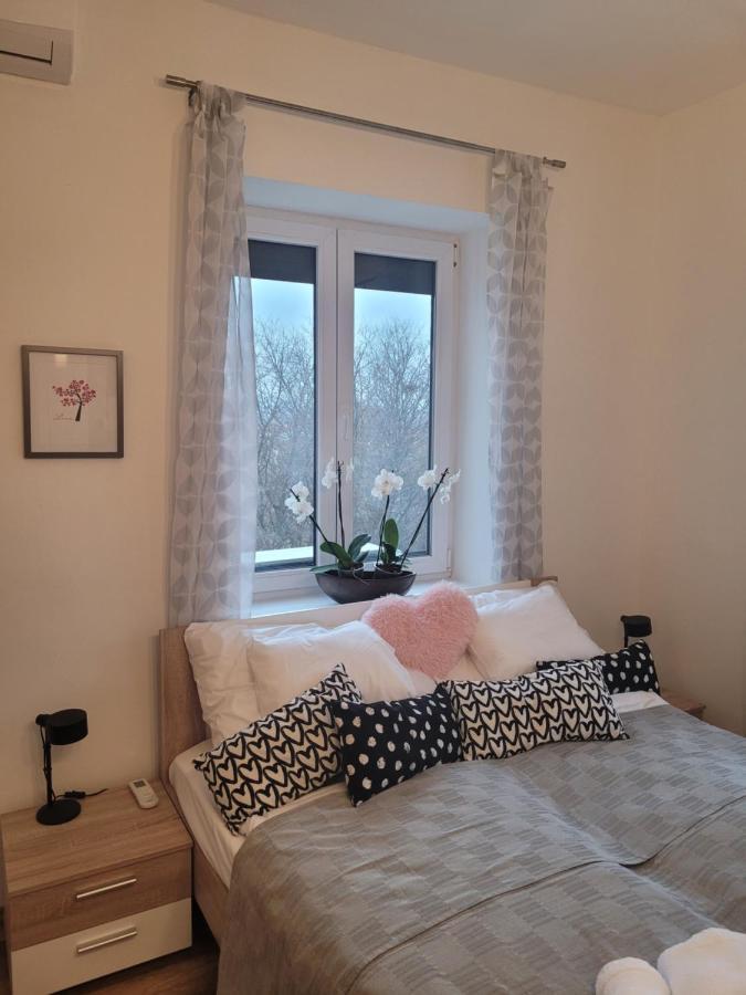 Rose Apartment Pětikostelí Exteriér fotografie